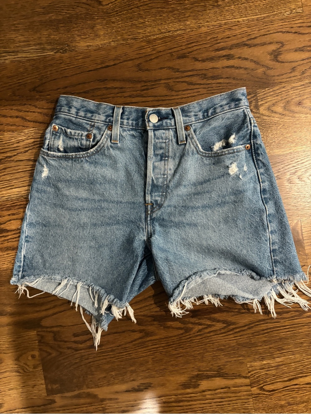 LEVI 501 High-Rise Distressed Denim Shorts - Light Blue
